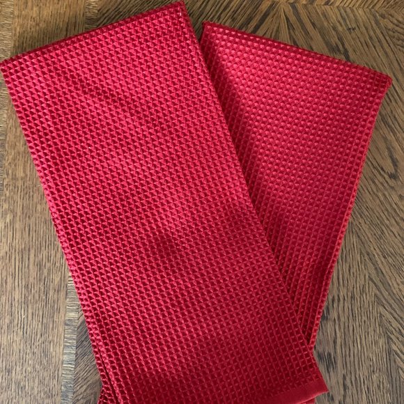 2 Room Essentials red dish towels - Picture 1 of 2